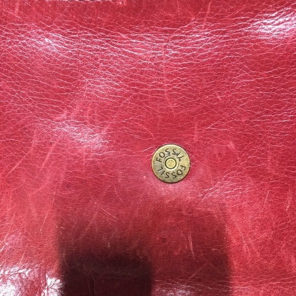 Fossil Emi Saddle Crossbody Leather Bag in Maroon - Picture 9 of 16